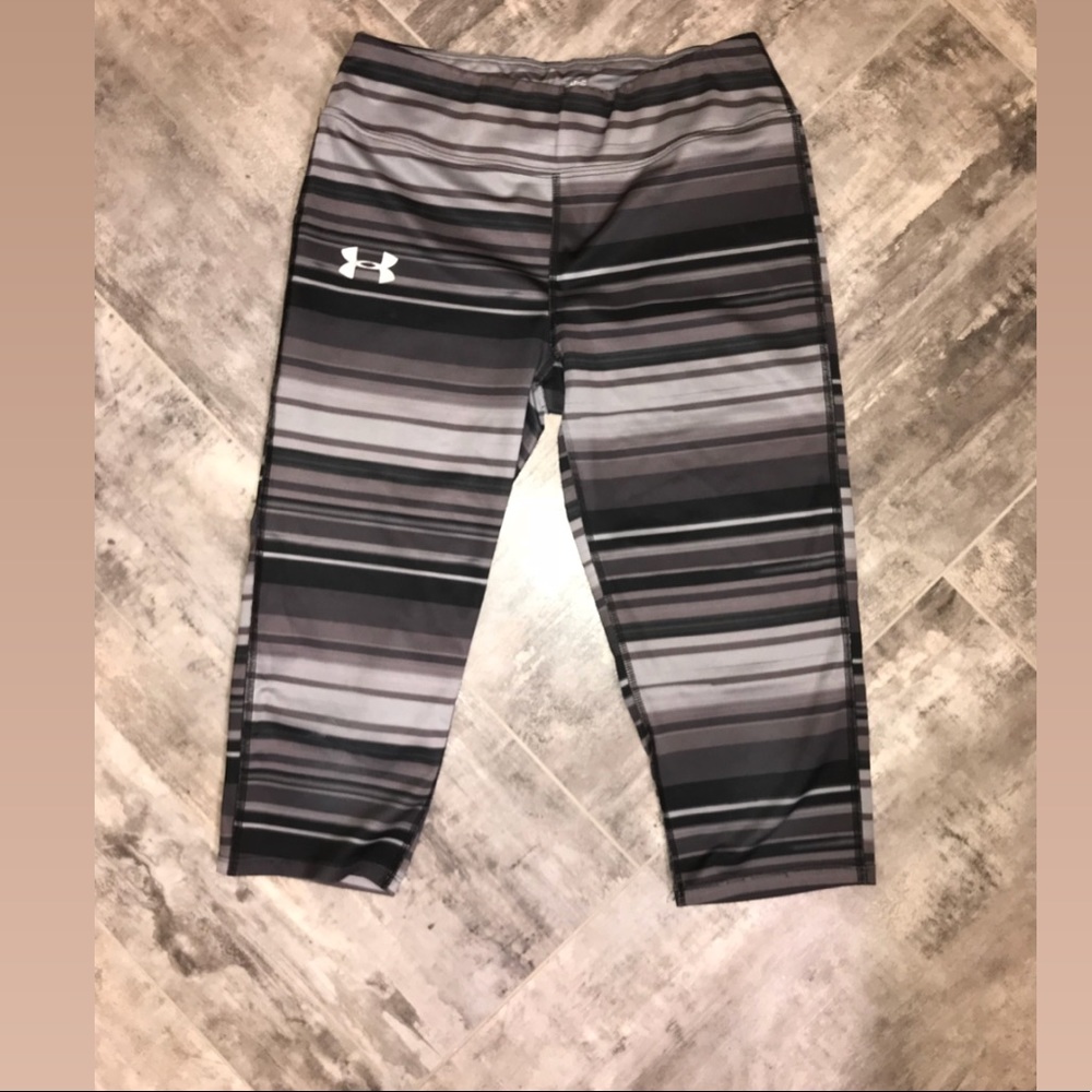 Black/White/Gray Striped Capri Styled Leggings
